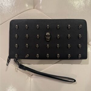 Thomas Wylde Black Skull-Stud Zip Wristlet Wallet